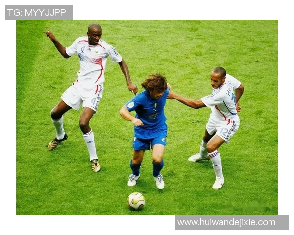 五十位足球明星的传奇故事与辉煌成就全解析