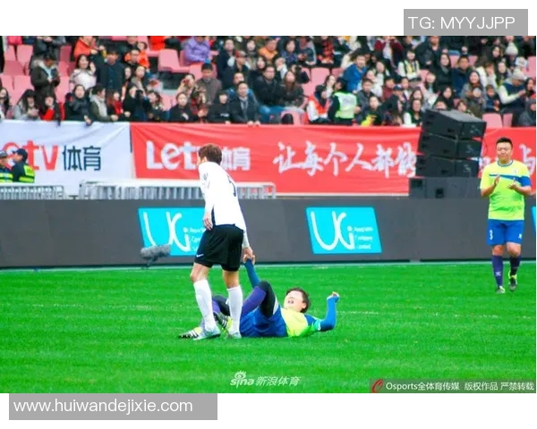 足球明星与钓鱼的奇妙瞬间精彩图片合集