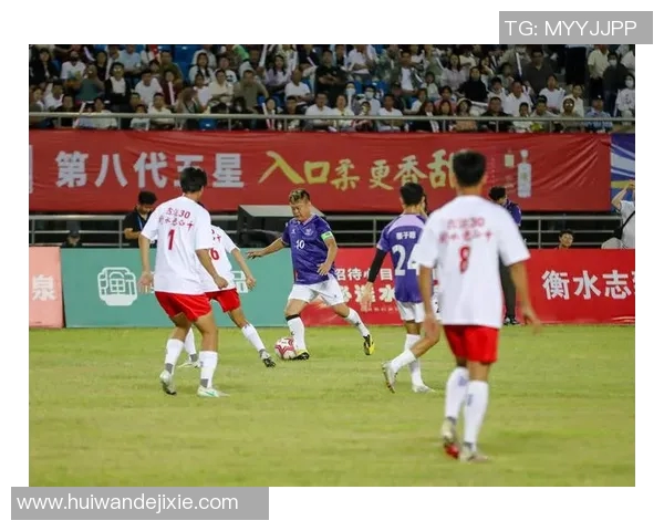 印度尼西亚与香港足球对决精彩纷呈期待激烈碰撞与精彩进球